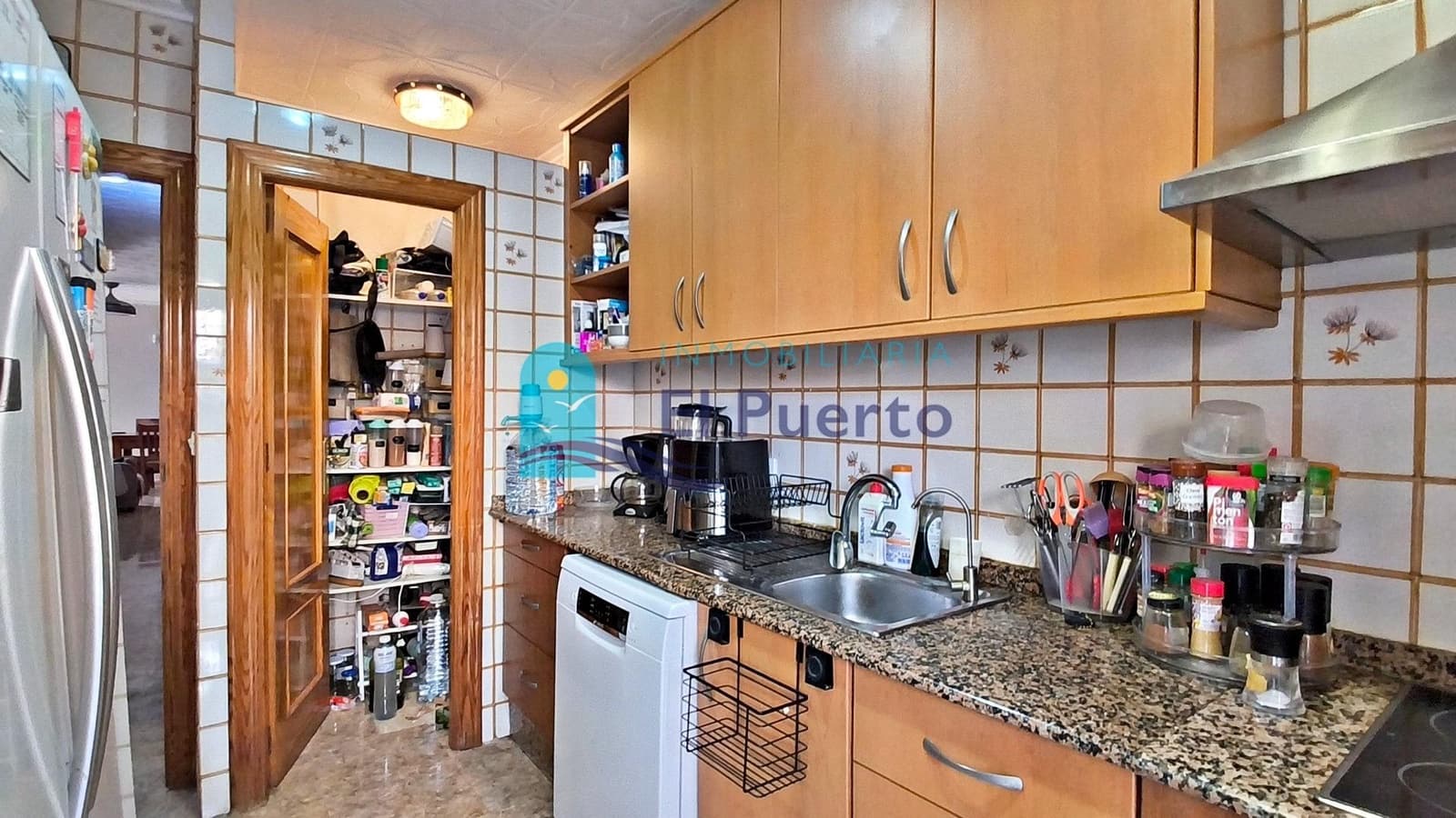 4 soveværelse Strandlejlighed til salg i Puerto de Mazarron med garage - € 294.000 (Ref: 9800643)