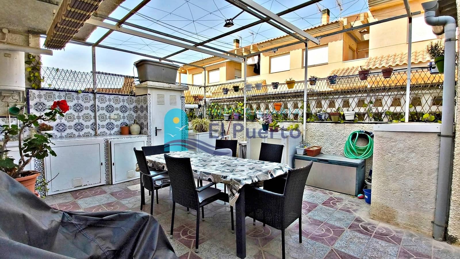 4 soveværelse Strandlejlighed til salg i Puerto de Mazarron med garage - € 294.000 (Ref: 9800643)