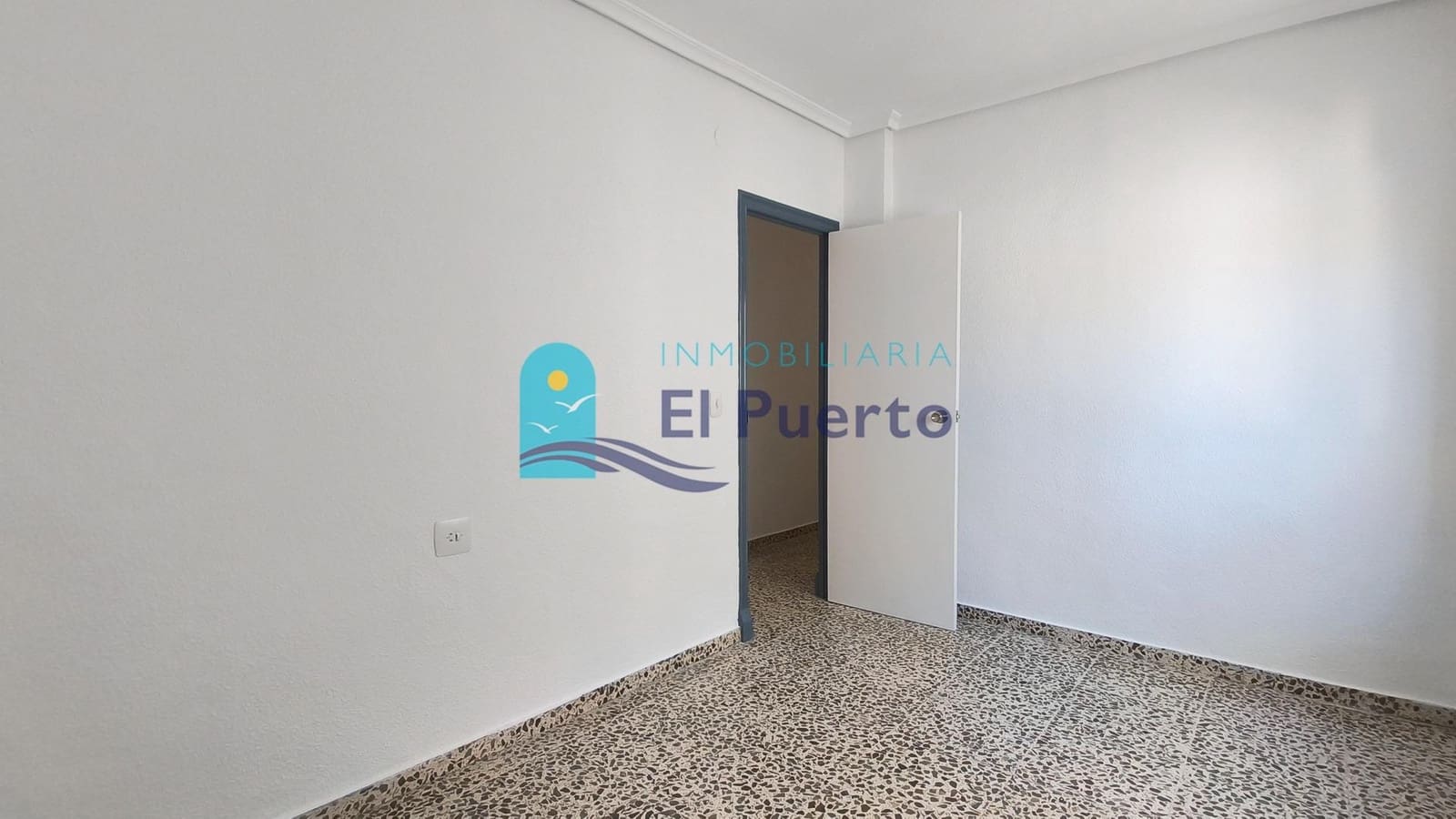 3 bedroom Flat for sale in Puerto de Mazarron - € 116,000 (Ref: 9825354)