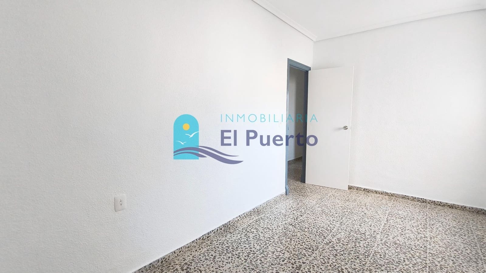 3 bedroom Flat for sale in Puerto de Mazarron - € 116,000 (Ref: 9825354)