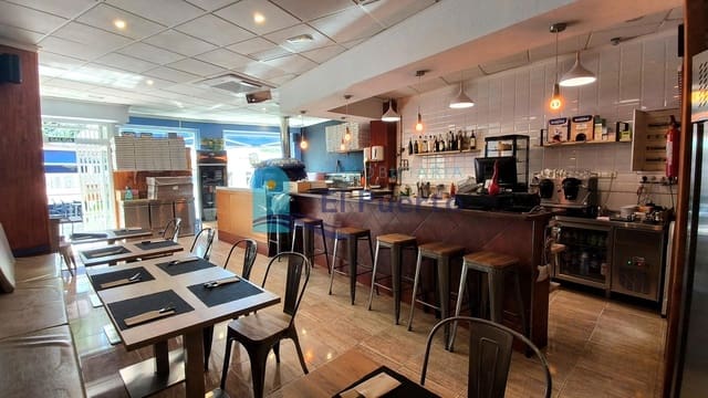 Commercieel te koop in Puerto de Mazarron, Mazarrón - € 106.000 (Ref: 9831620)