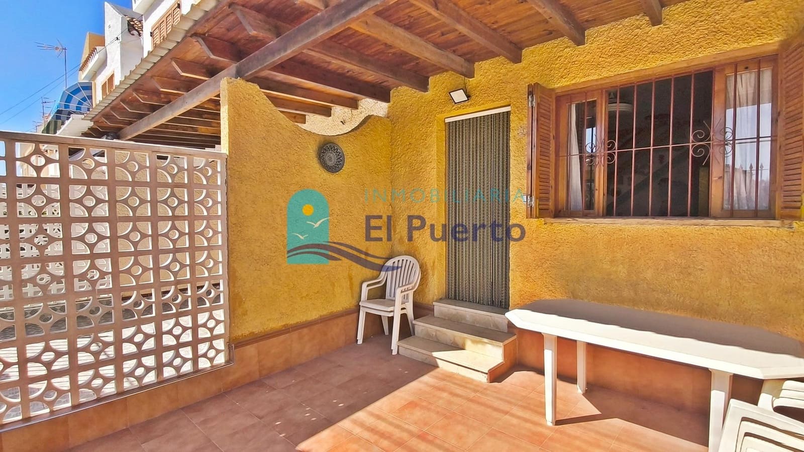 3 bedroom Apartment for sale in Puerto de Mazarron - € 142,500 (Ref: 9846317)