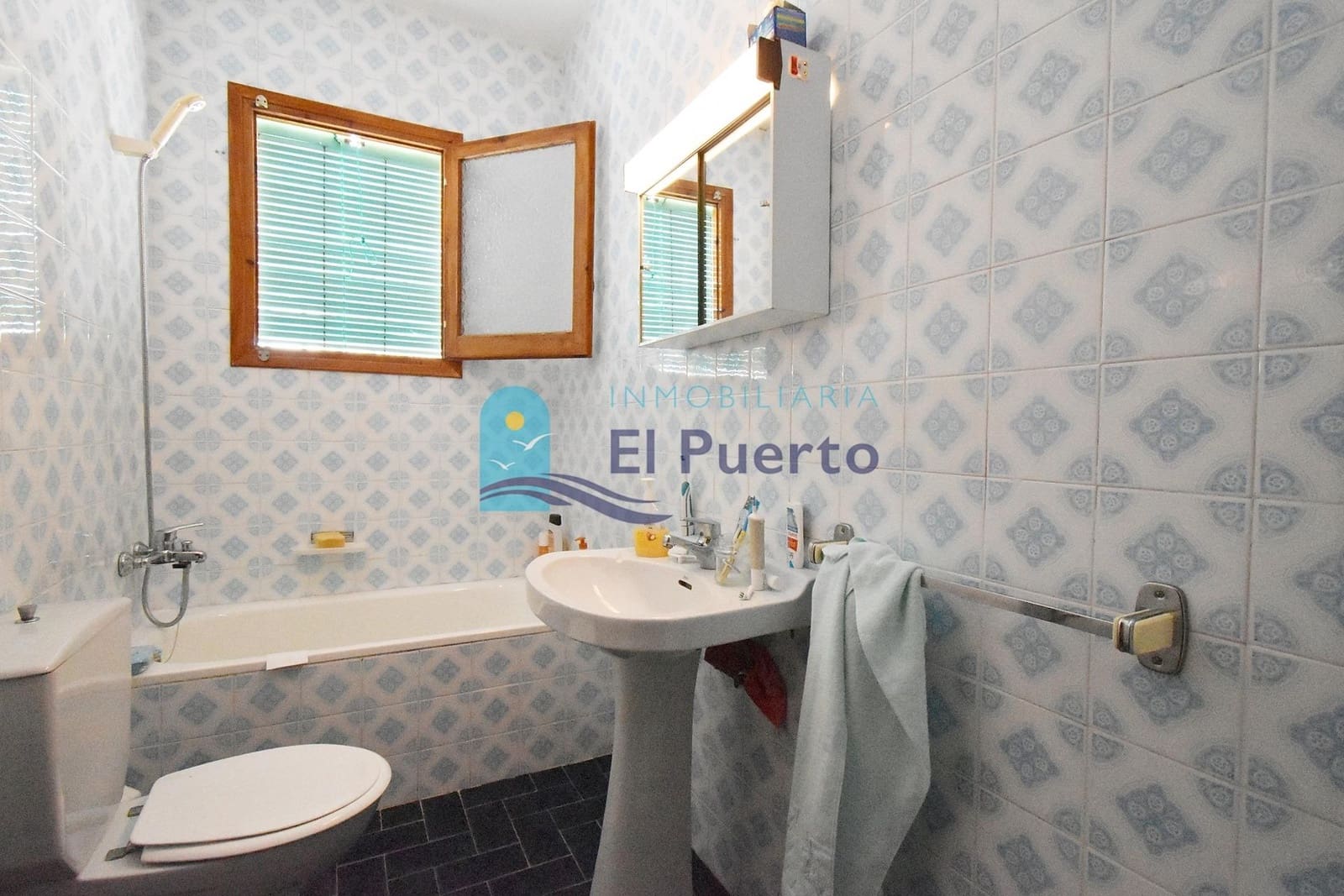 3 bedroom Apartment for sale in Puerto de Mazarron - € 189,900 (Ref: 9849472)