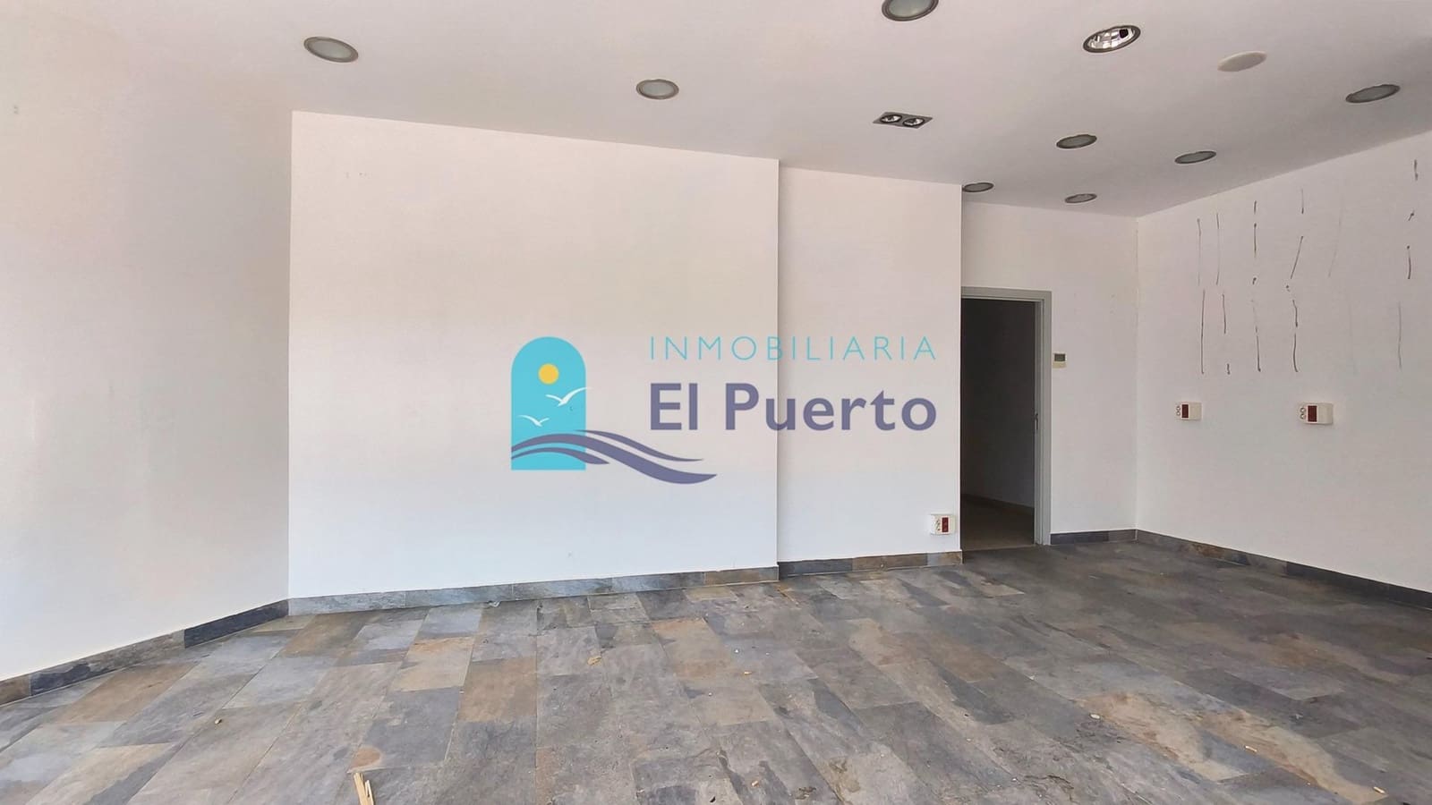 3 soveværelse Erhverv til salg i Puerto de Mazarron - € 144.000 (Ref: 9860202)