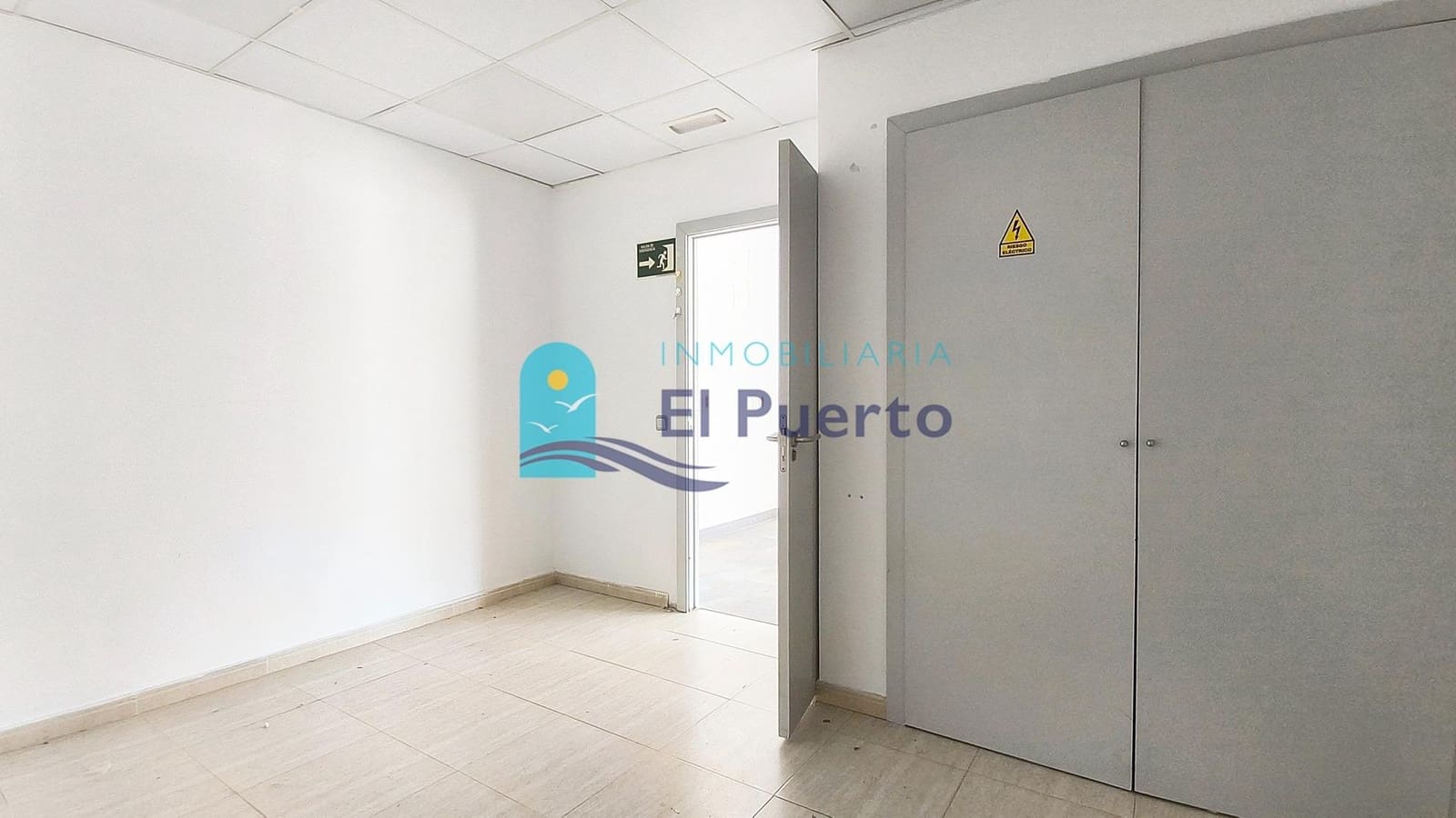3 soveværelse Erhverv til salg i Puerto de Mazarron - € 144.000 (Ref: 9860202)