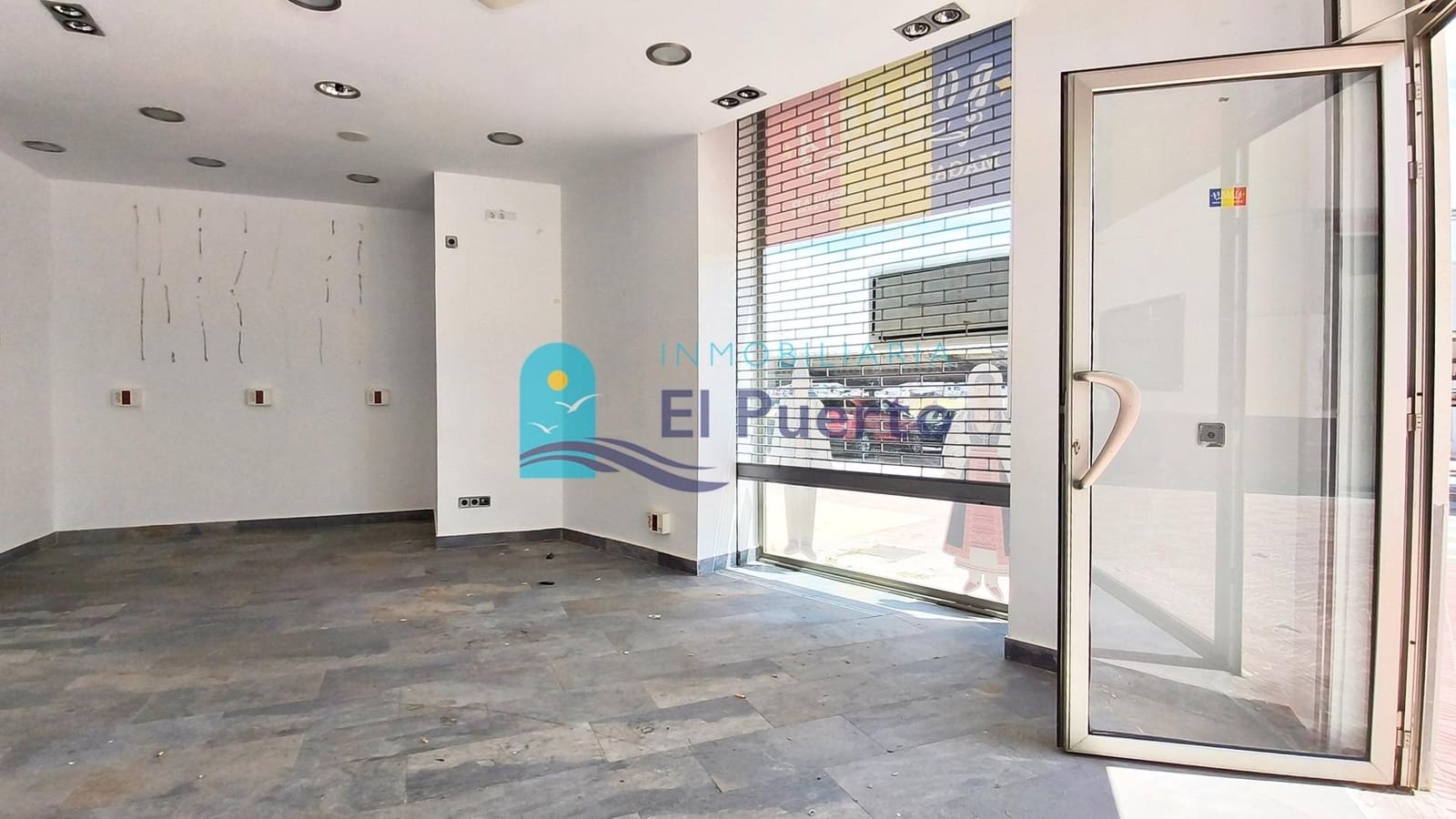 3 soveværelse Erhverv til salg i Puerto de Mazarron - € 144.000 (Ref: 9860202)