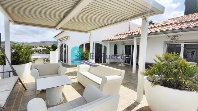 5 makuuhuone Huvila myytävänä paikassa Isla Plana, Cartagena mukana uima-altaan 
autotalli - 834 000 € (Ref: 9867093)