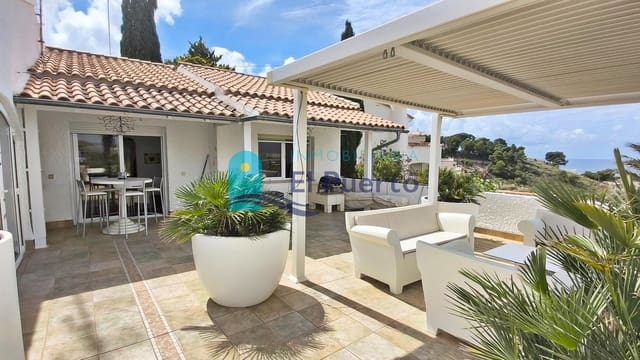 5 makuuhuone Huvila myytävänä paikassa Isla Plana, Cartagena mukana uima-altaan 
autotalli - 834 000 € (Ref: 9867093)