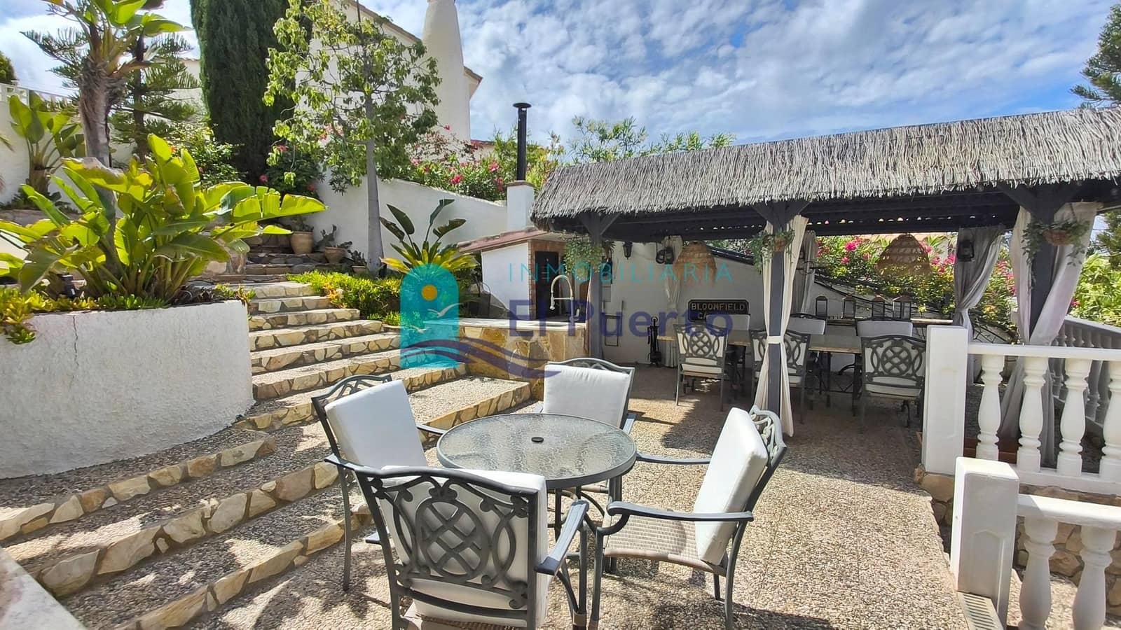 5 camera da letto Villa in vendita in Isla Plana con piscina garage - 834.000 € (Rif: 9867093)