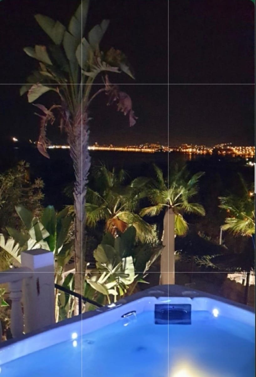 5 bedroom Villa for sale in Isla Plana with pool garage - € 834,000 (Ref: 9867093)