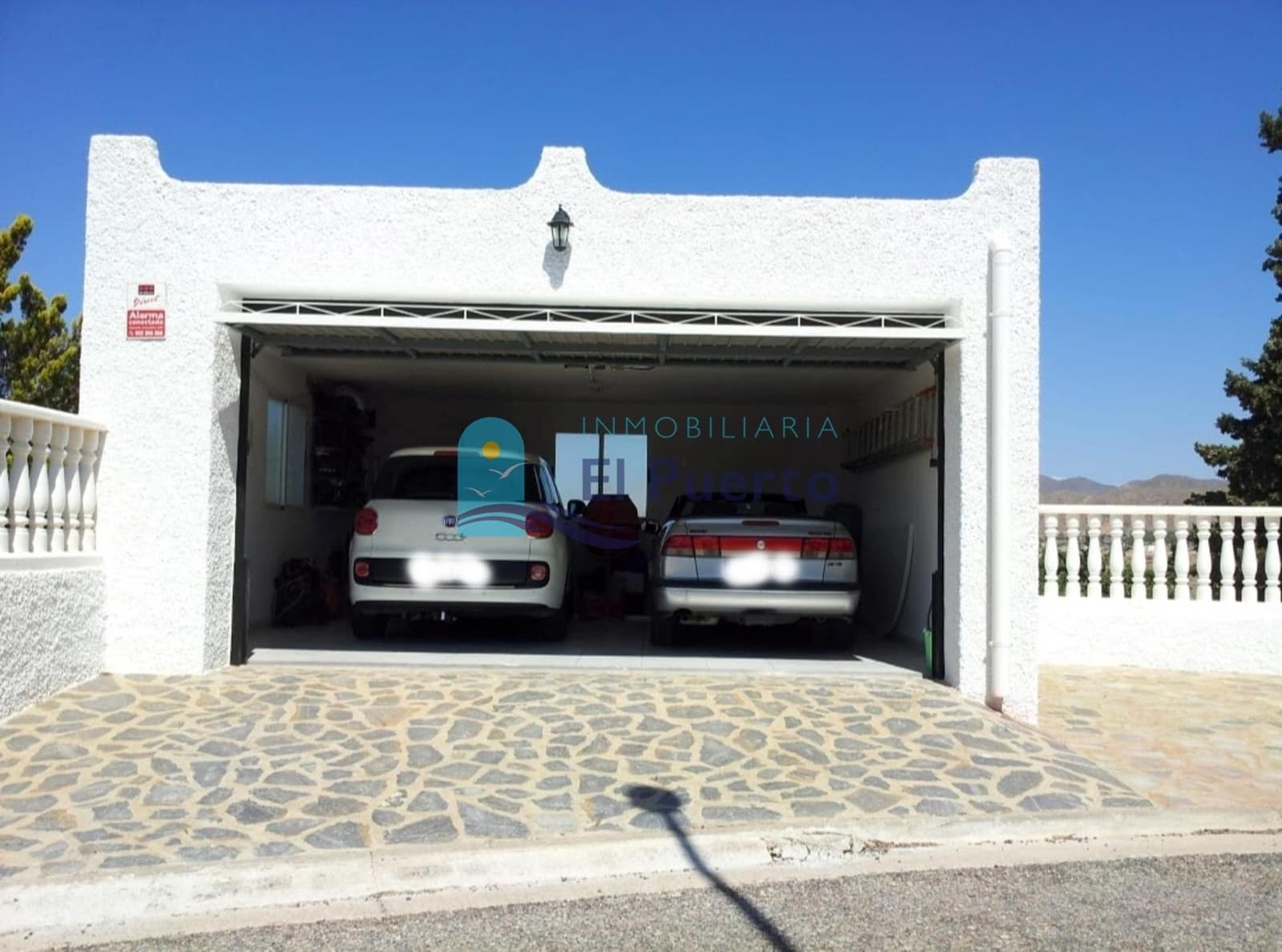 5 bedroom Villa for sale in Isla Plana with pool garage - € 834,000 (Ref: 9867093)