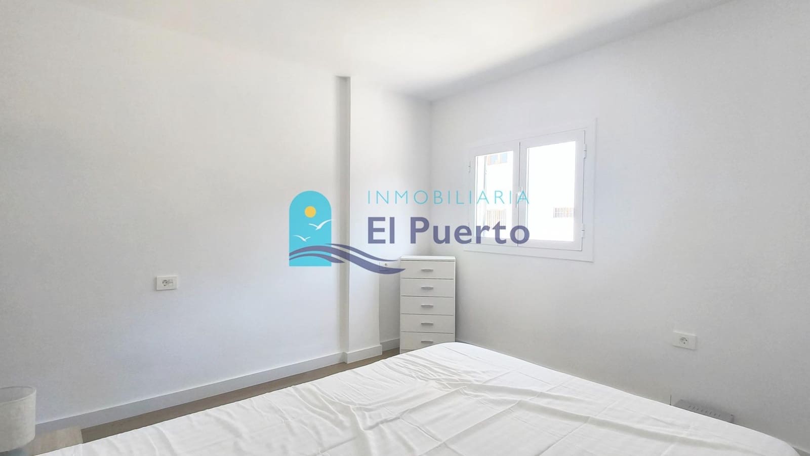 2 slaapkamer Appartement te koop in Puerto de Mazarron met zwembad - € 125.000 (Ref: 9868677)