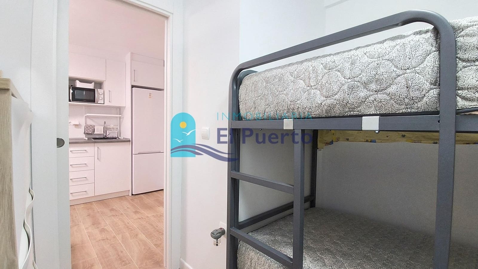 2 bedroom Apartment for sale in Puerto de Mazarron - € 69,900 (Ref: 9873612)