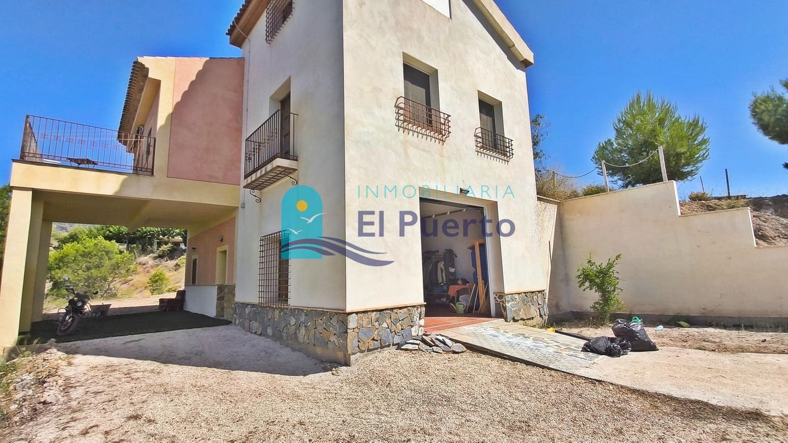 3 bedroom Finca/Country House for sale in Totana with garage - € 312,500 (Ref: 9922382)
