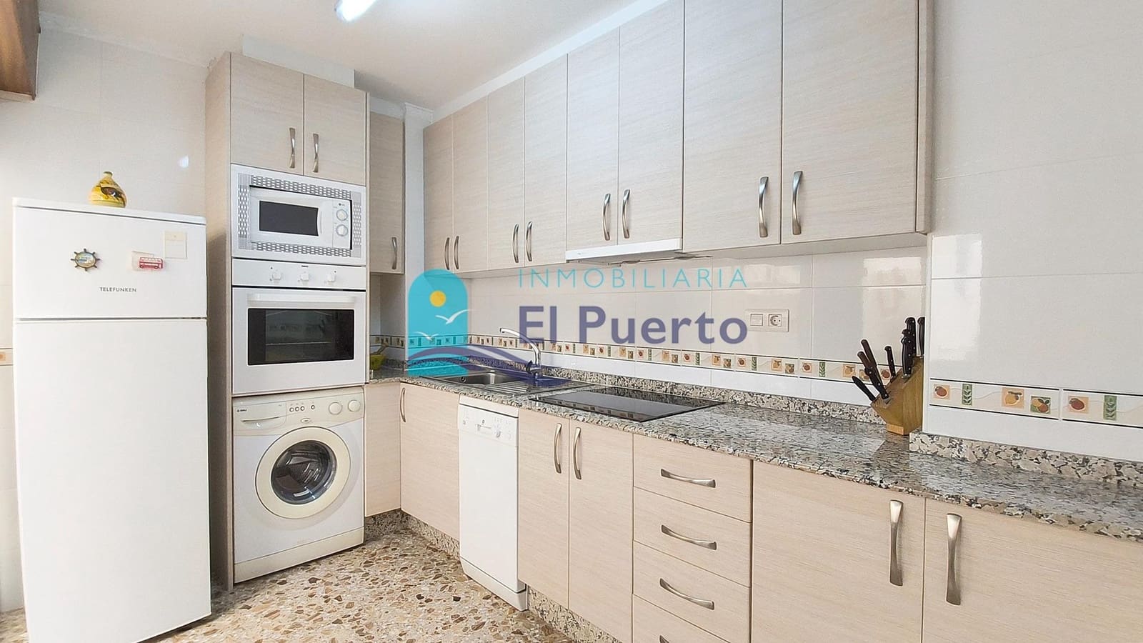 2 chambre Appartement à vendre à Puerto de Mazarron avec garage - 192 900 € (Ref: 9938285)