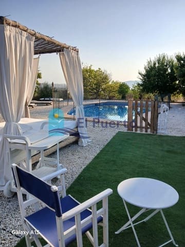 4 soveværelse Finca/Landehus til salg i Totana med swimmingpool - € 350.000 (Ref: 9942604)