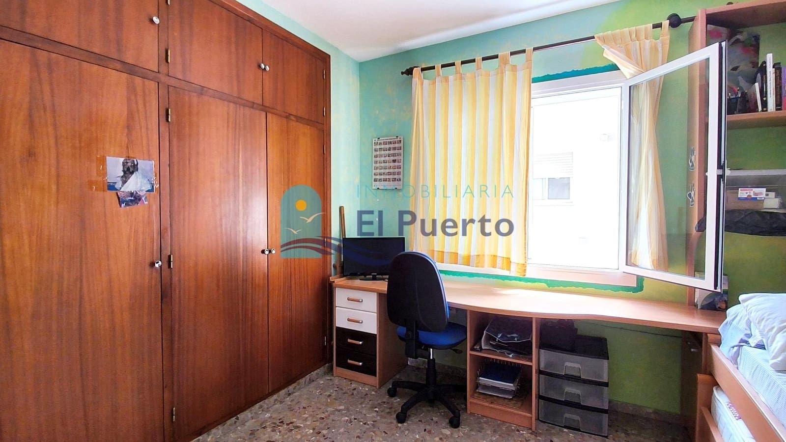 4 bedroom Apartment for sale in Puerto de Mazarron - € 157,000 (Ref: 9949880)