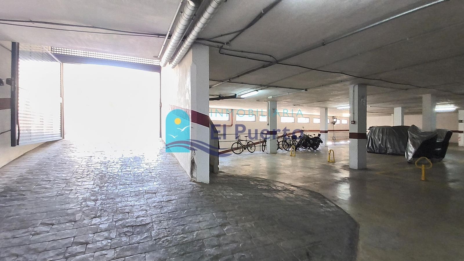 Garage te koop in Puerto de Mazarron - € 12.000 (Ref: 9949881)