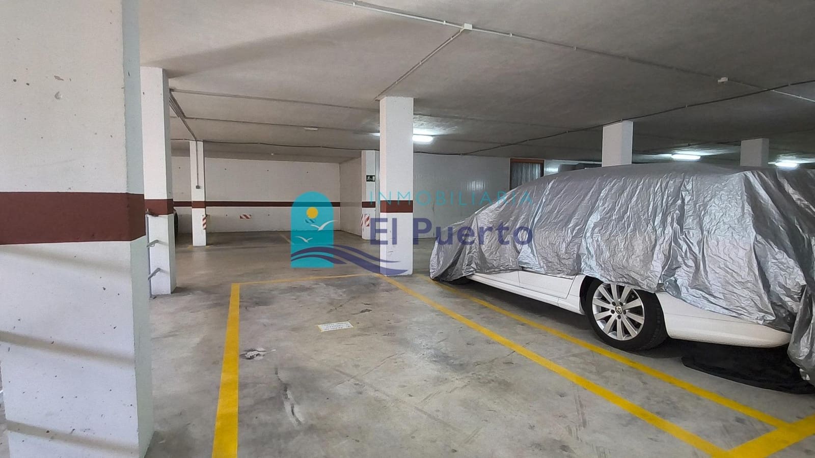 Garage te koop in Puerto de Mazarron - € 12.000 (Ref: 9949881)