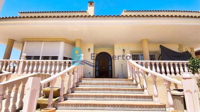 5 soveværelse Villa til salg i Los Canovas, Fuente Alamo de Murcia med swimmingpool garage - € 498.000 (Ref: 9954299)