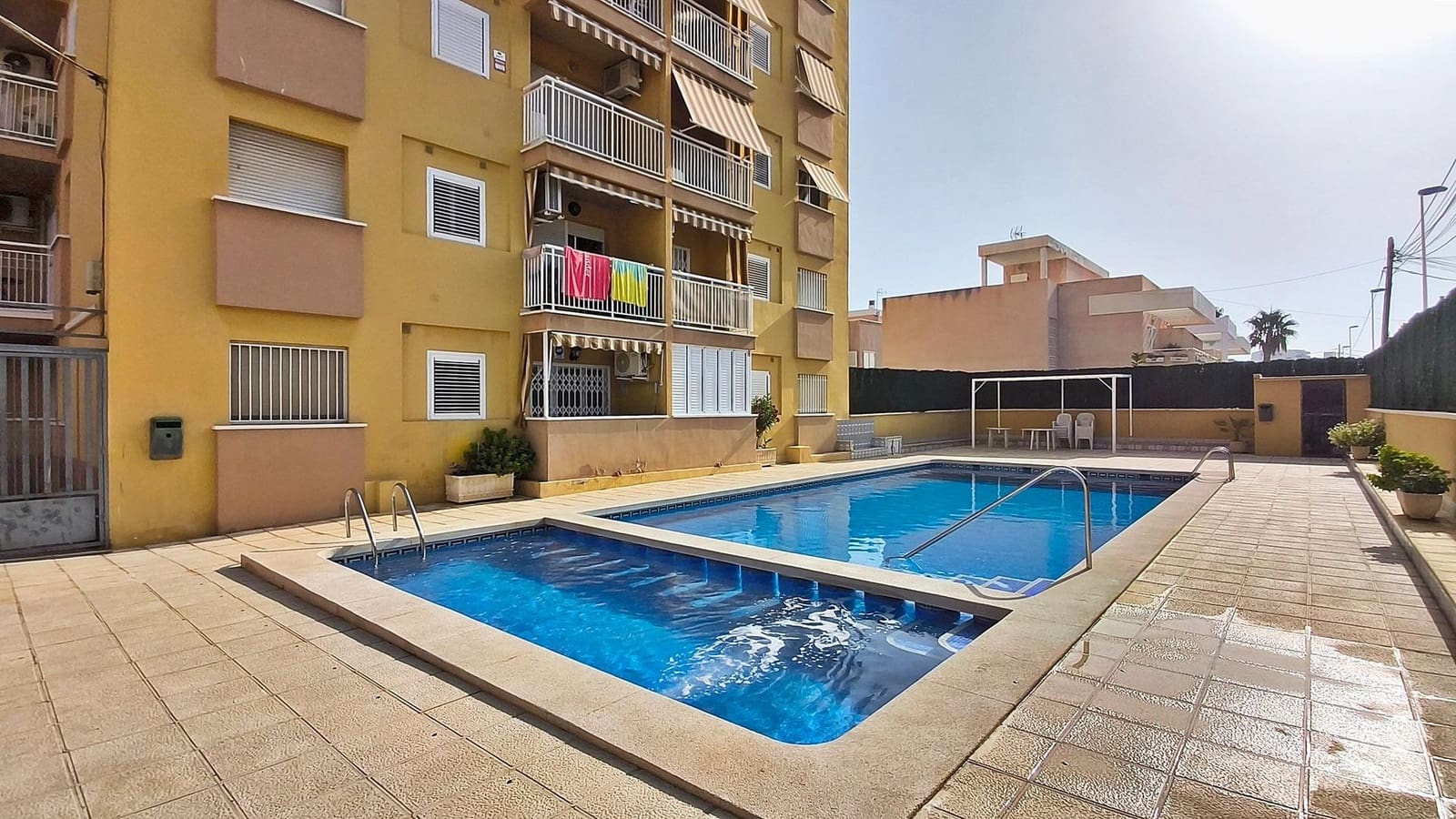 2 slaapkamer Appartement te koop in Puerto de Mazarron met zwembad - € 135.000 (Ref: 9998874)