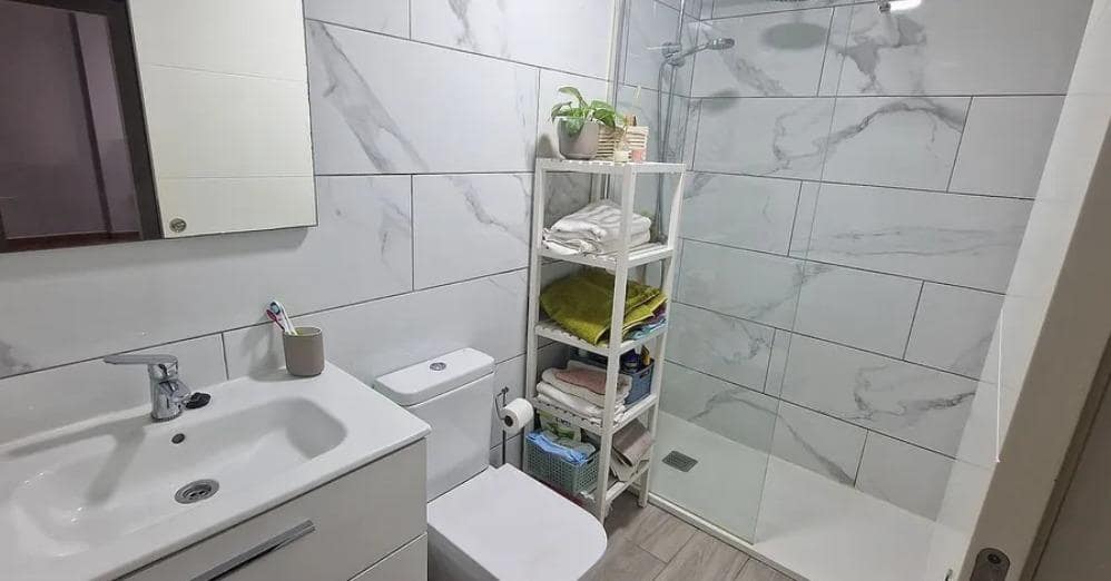 3 slaapkamer Flat te koop in El Medano met garage - € 349.000 (Ref: 9420104)