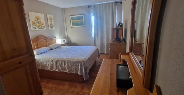 3 slaapkamer Flat te koop in El Medano, Granadilla de Abona met garage - € 349.000 (Ref: 9420104)