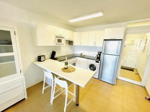 1 bedroom Apartment for sale in Costa Adeje with pool - € 340,000 (Ref: 9420105)