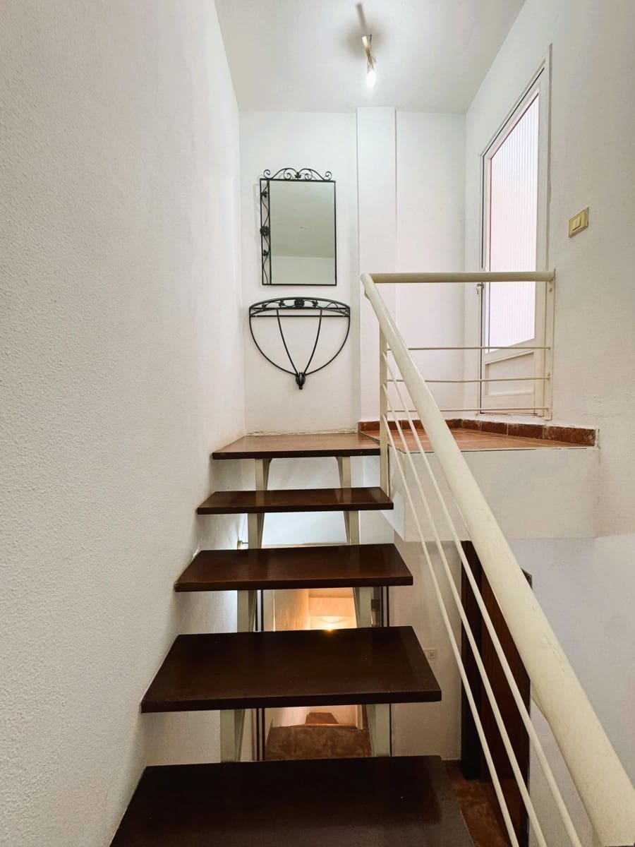 2 sypialnia Apartament na sprzedaż w El Medano z basenem - 315 000 € (Ref: 9420106)