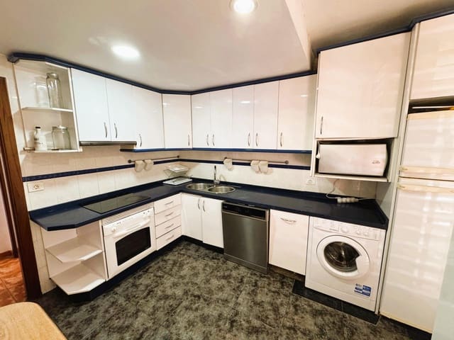 2 sypialnia Apartament na sprzedaż w El Medano, Granadilla de Abona z basenem - 315 000 € (Ref: 9420106)