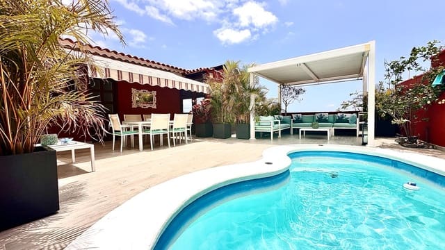 4 camera da letto Villetta a Schiera in vendita in El Madroñal, Adeje con piscina - 630.000 € (Rif: 9420115)