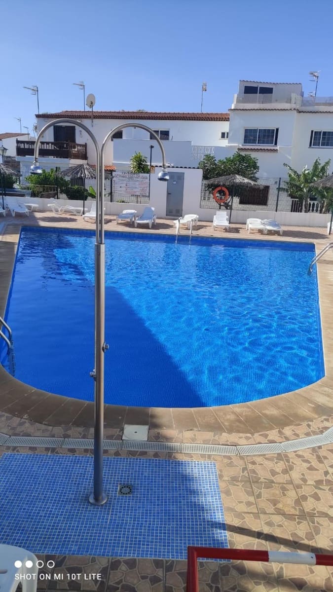 2 bedroom Flat for sale in Arona with pool - € 210,000 (Ref: 9420119)