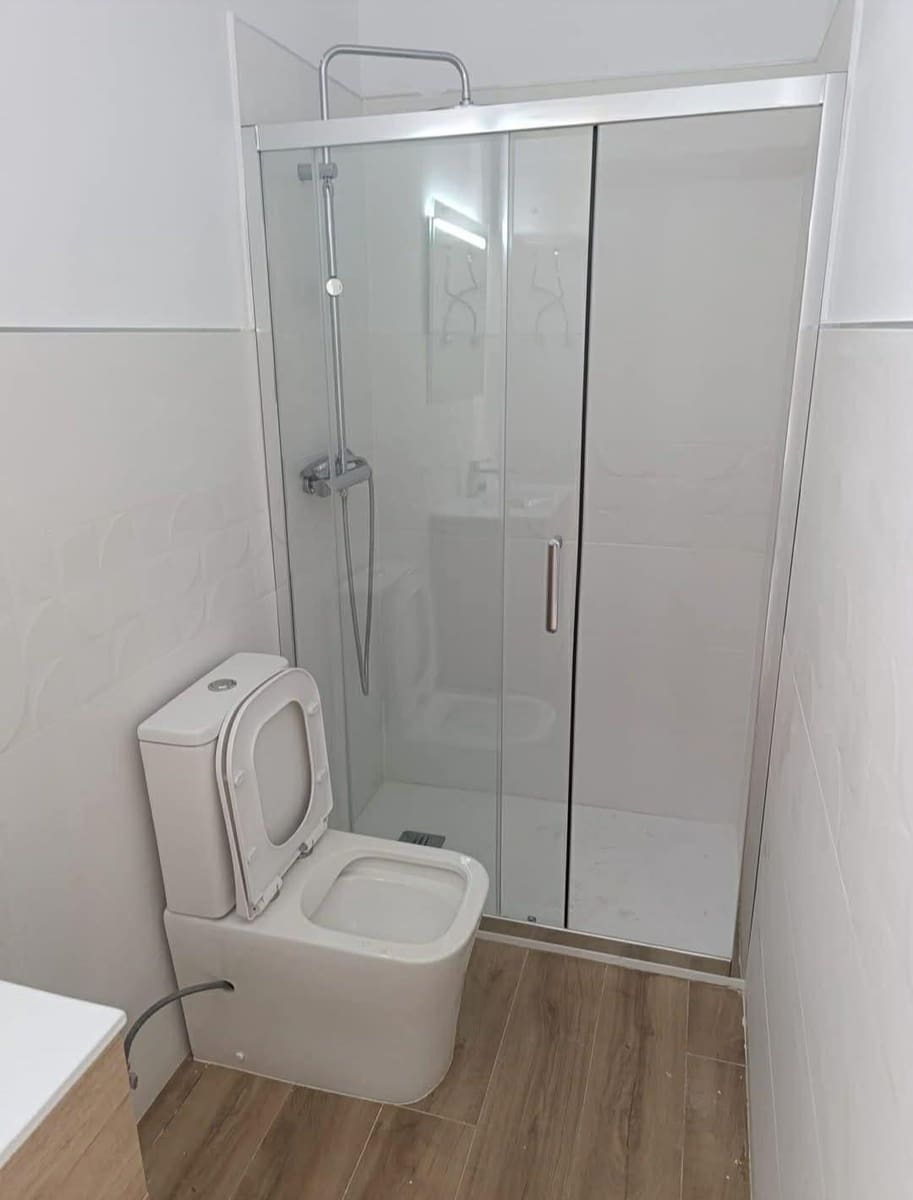 2 bedroom Flat for sale in Arona with pool - € 210,000 (Ref: 9420119)