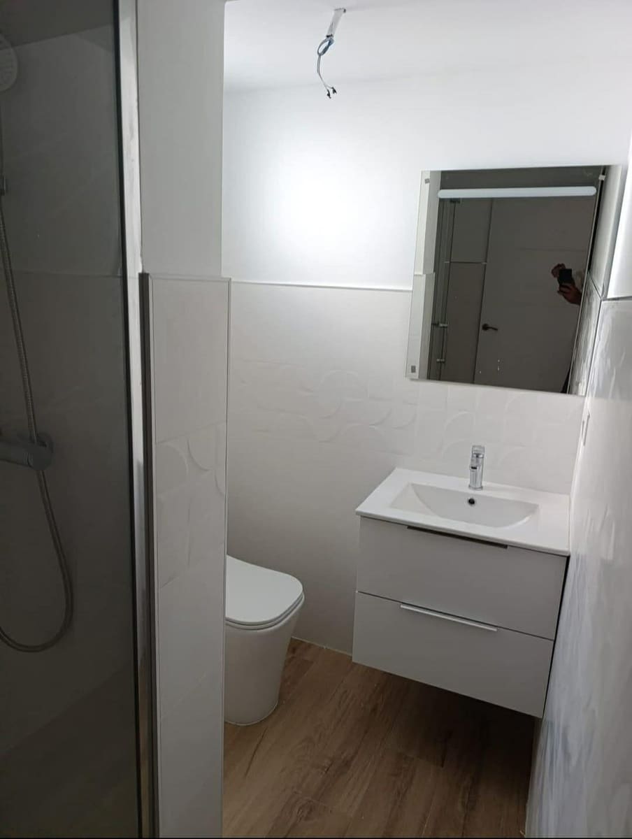 2 bedroom Flat for sale in Arona with pool - € 210,000 (Ref: 9420119)