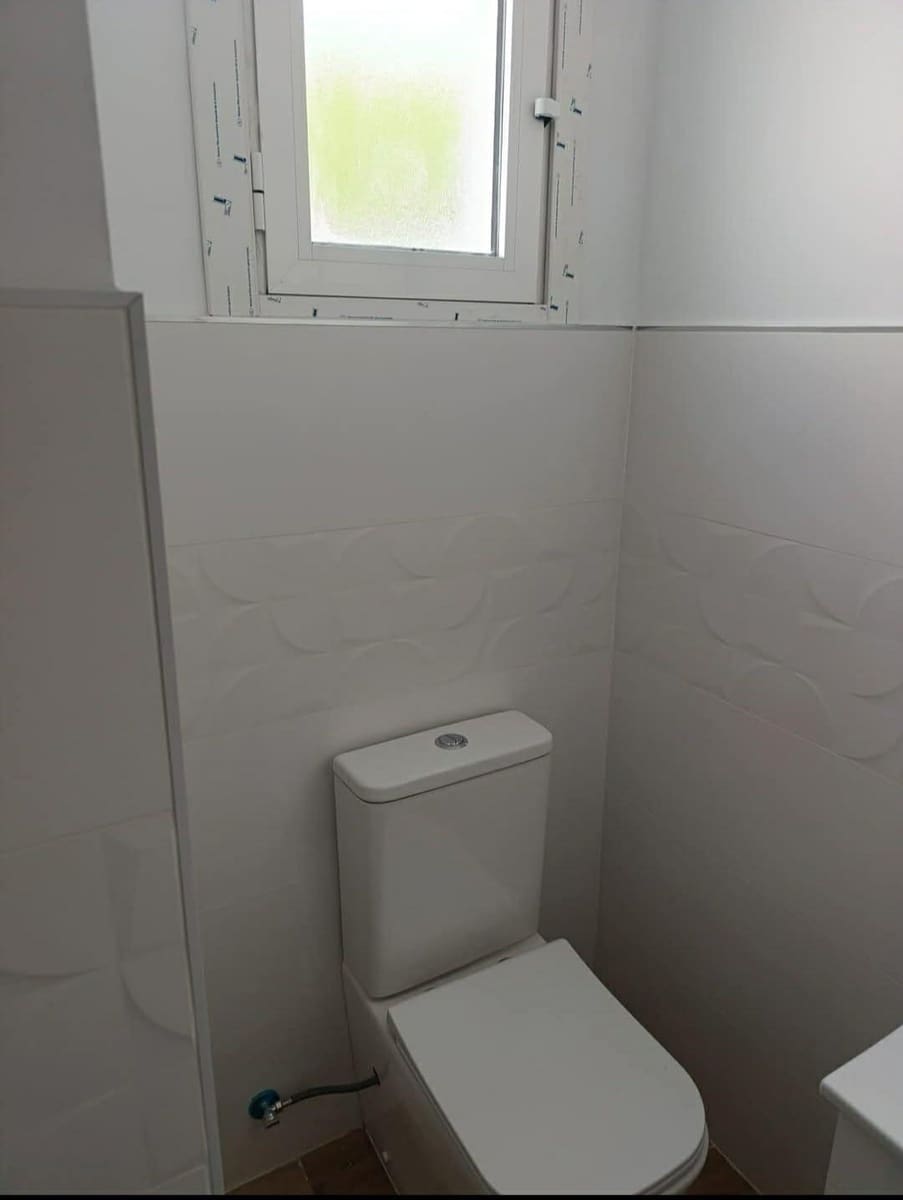 2 bedroom Flat for sale in Arona with pool - € 210,000 (Ref: 9420119)