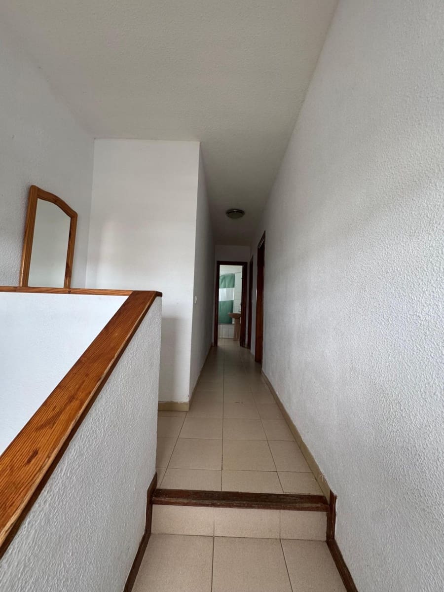 2 bedroom Apartment for sale in Arona with pool - € 210,000 (Ref: 9420120)