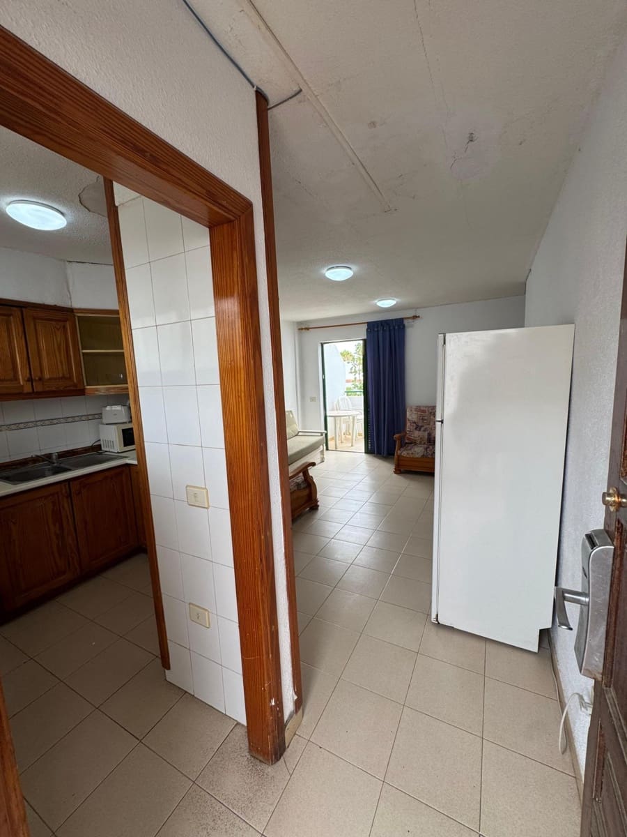 2 bedroom Apartment for sale in Arona with pool - € 210,000 (Ref: 9420120)