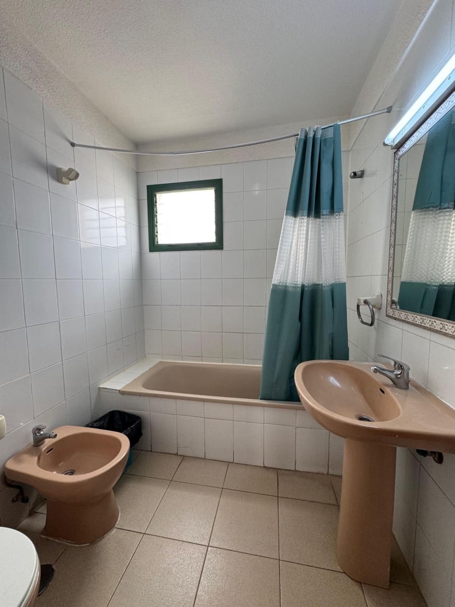 2 bedroom Apartment for sale in Arona with pool - € 210,000 (Ref: 9420120)