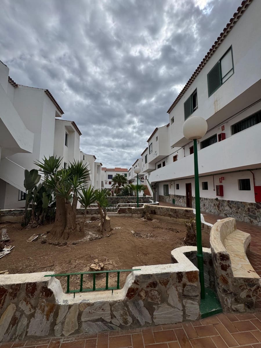 2 bedroom Apartment for sale in Arona with pool - € 210,000 (Ref: 9420120)