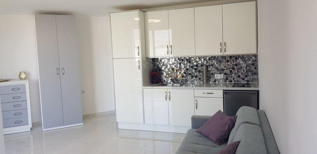 Studio til salgs i Costa Adeje med svømmebasseng - € 185 000 (Ref: 9437607)