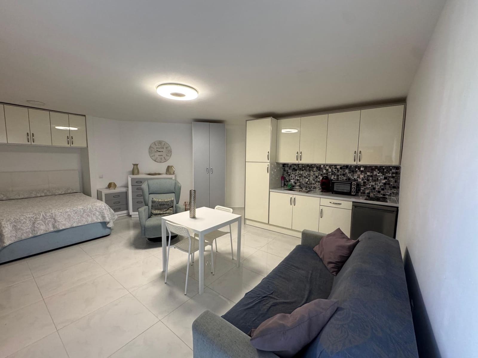 Studio til salgs i Costa Adeje med svømmebasseng - € 185 000 (Ref: 9437607)