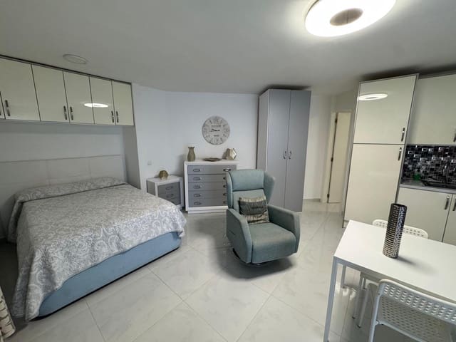 Studio til salgs i Costa Adeje, Adeje med svømmebasseng - € 185 000 (Ref: 9437607)