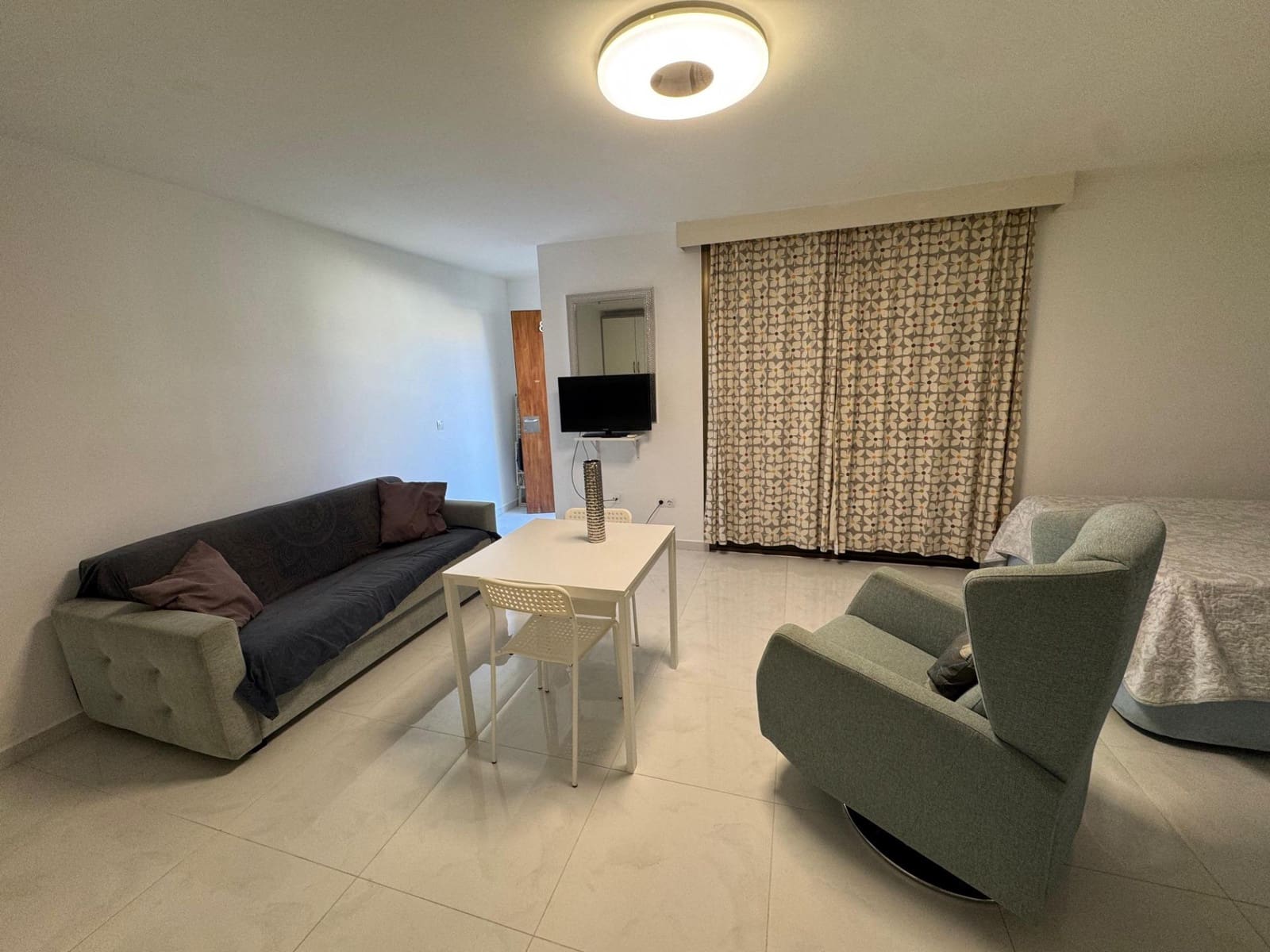 Studio til salgs i Costa Adeje med svømmebasseng - € 185 000 (Ref: 9437607)