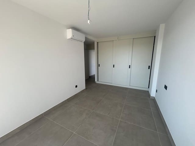 2 slaapkamer Flat te koop in La Tejita, Granadilla de Abona met zwembad garage - € 620.000 (Ref: 9452294)