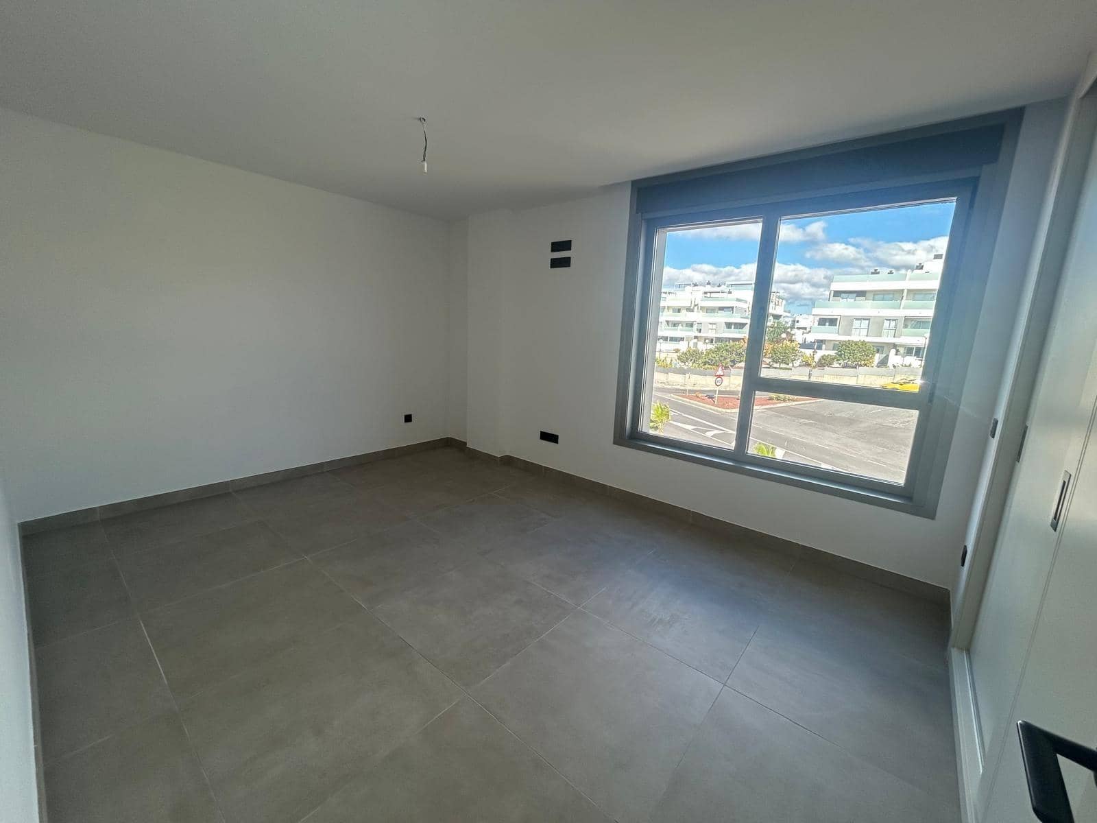 2 slaapkamer Flat te koop in La Tejita met zwembad garage - € 620.000 (Ref: 9452294)