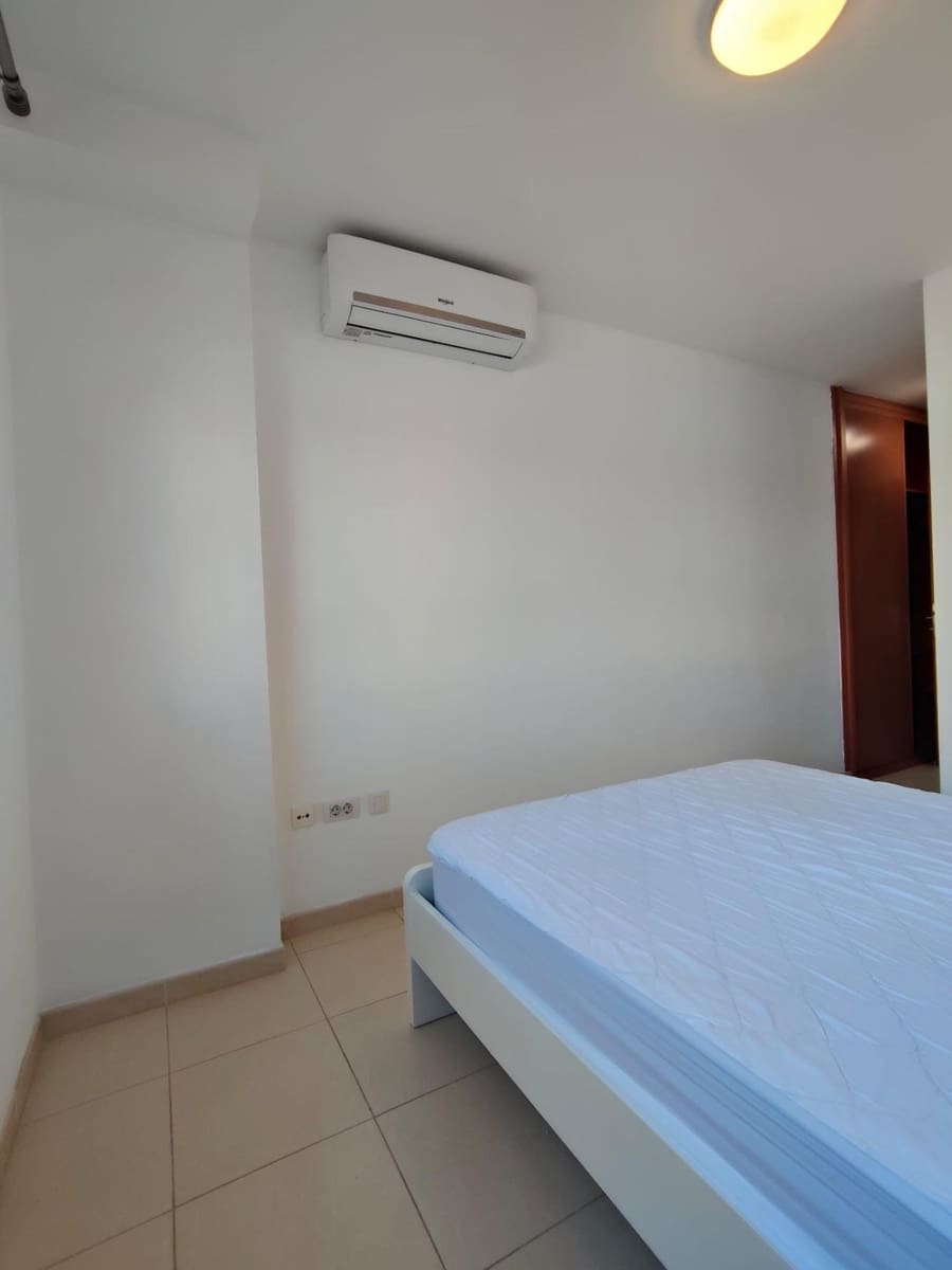 2 sovrum Lägenhet att hyra i Guargacho med garage - 900 € (Ref: 9476235)