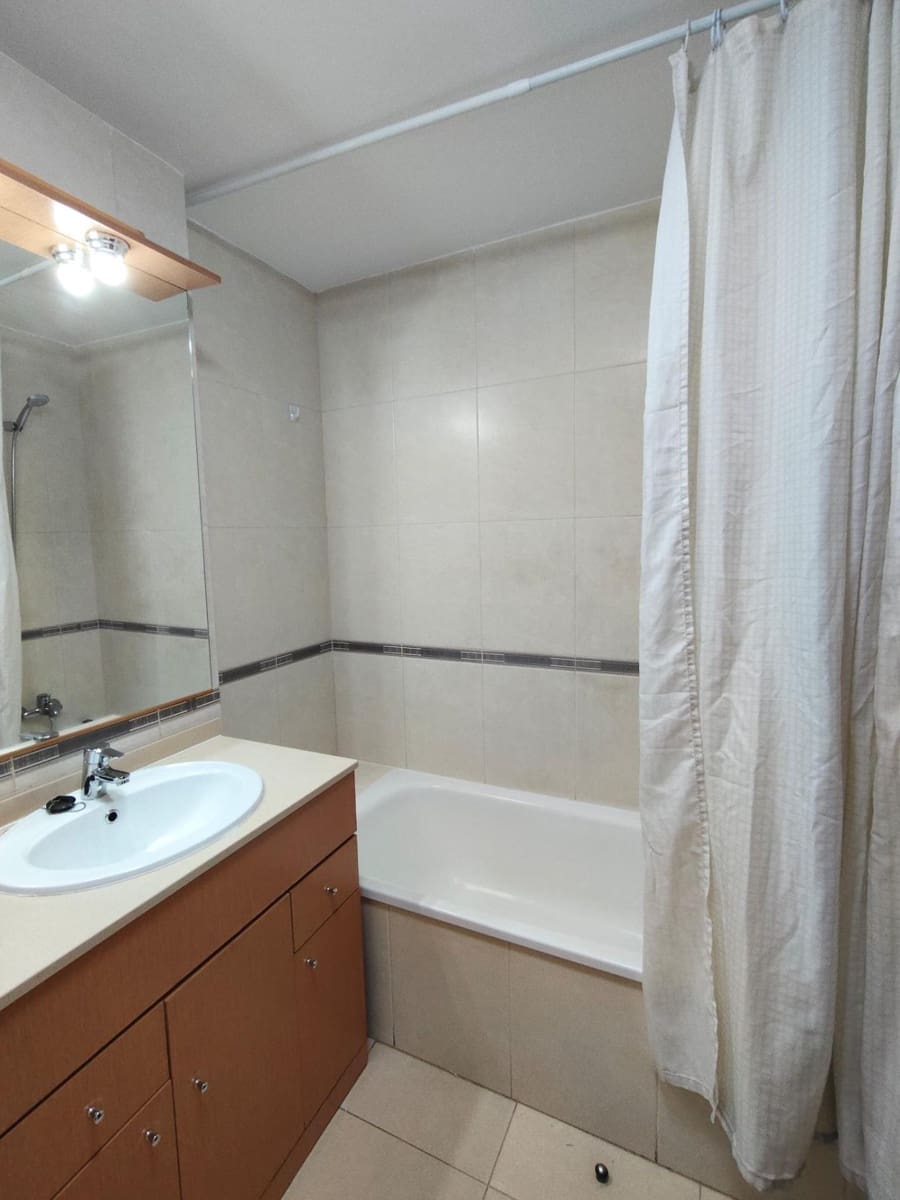 2 sovrum Lägenhet att hyra i Guargacho med garage - 900 € (Ref: 9476235)