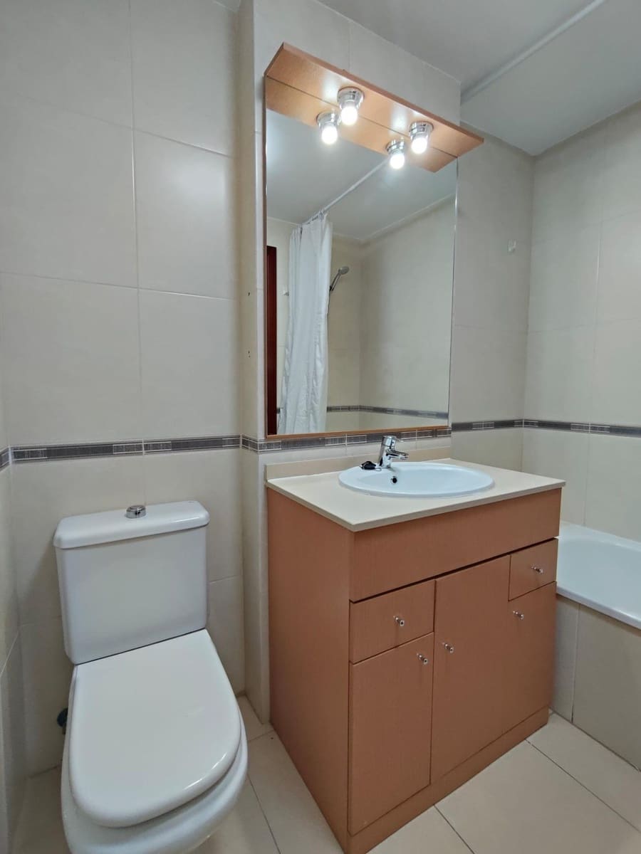 2 sovrum Lägenhet att hyra i Guargacho med garage - 900 € (Ref: 9476235)