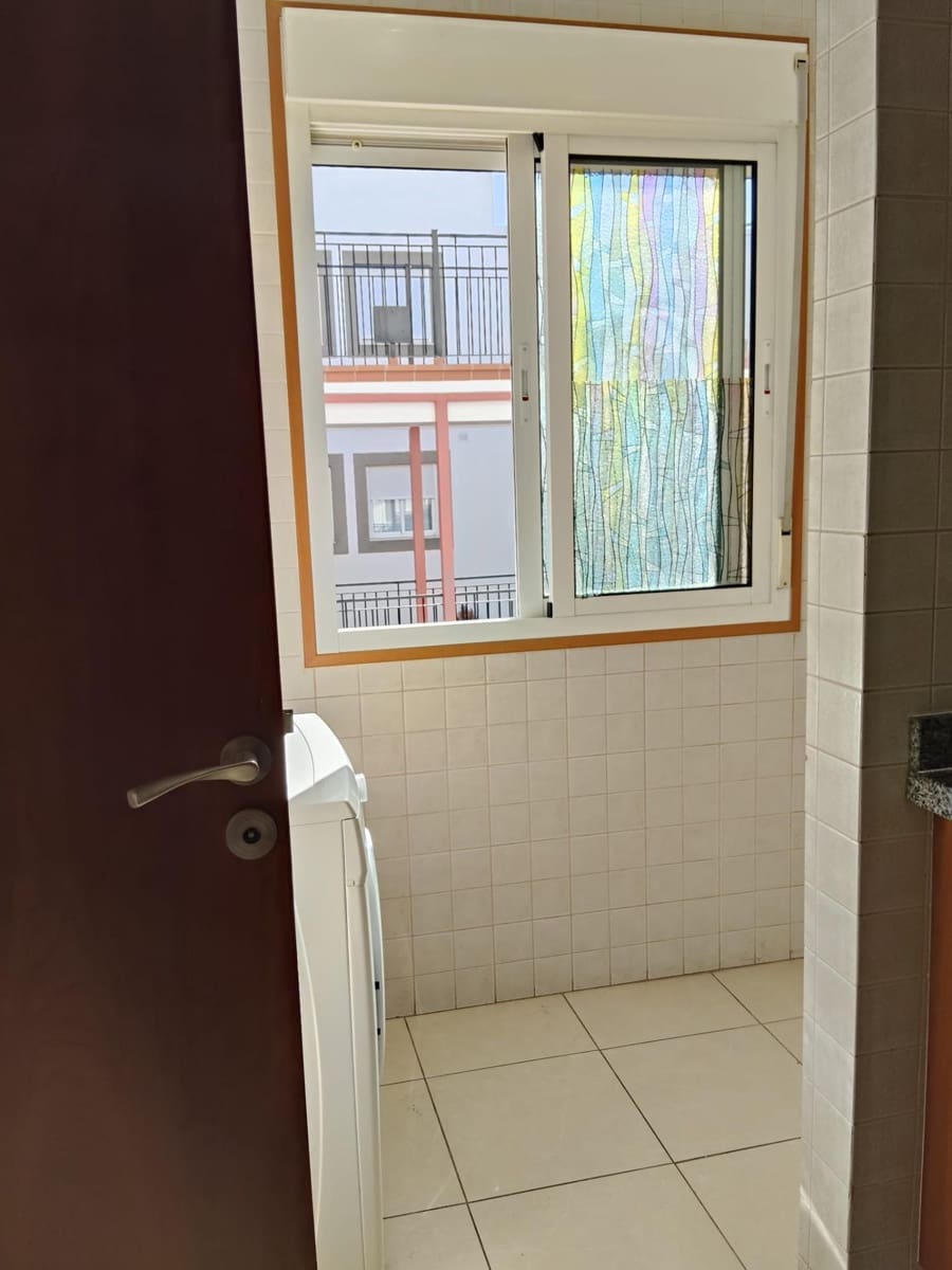 2 sovrum Lägenhet att hyra i Guargacho med garage - 900 € (Ref: 9476235)