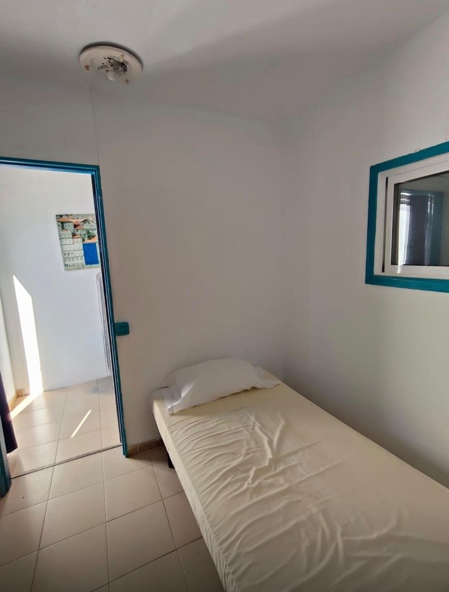2 Zimmer Wohnung zu verkaufen in Costa del Silencio mit Pool - 190.000 € (Ref: 9502592)